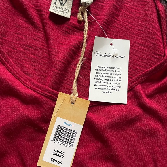 Nevada Red Studded Shoulder Top Size Large - Picture 5 of 9